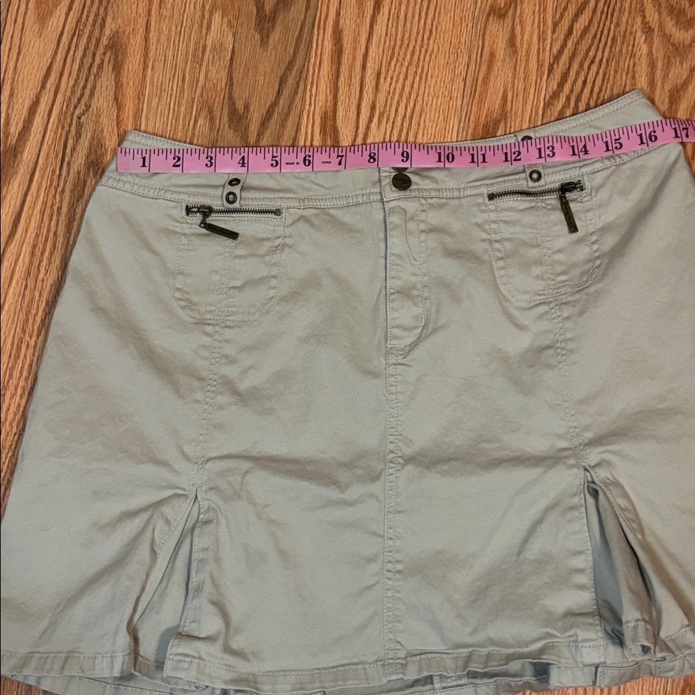 Jones Wear Jeans, Low Rise khaki pleated mini skirt, 12 - Picture 7 of 8
